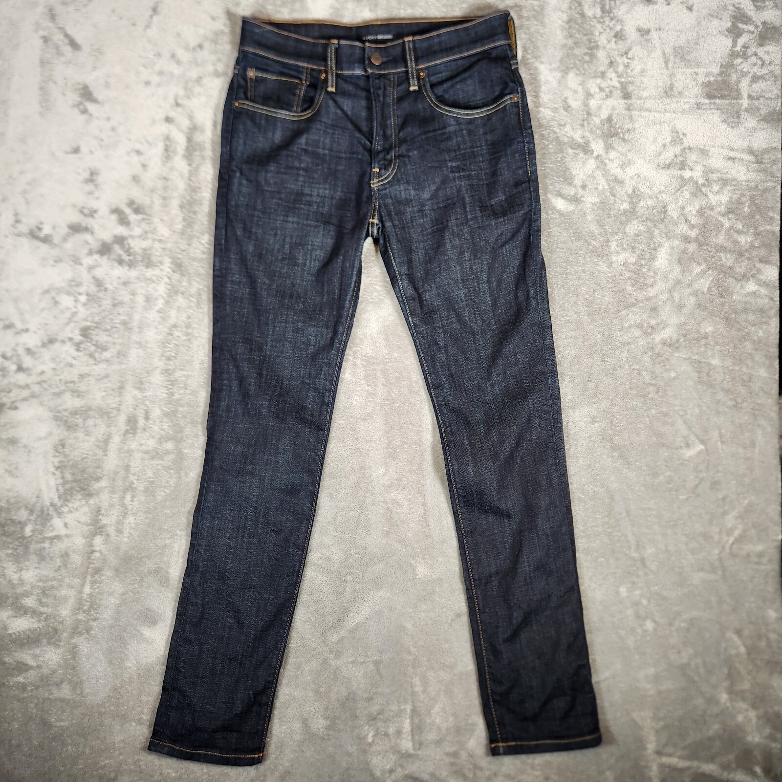 Lucky Brand 222 Jeans 30x32 Blue Taper Coolmax All Season Technology Hula